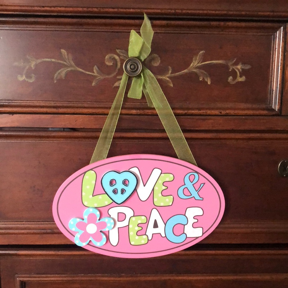 Love and peace sign